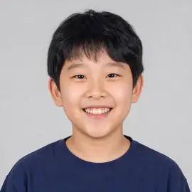 예시: 가상 인물의 올리신 사진 이미지 (초등학교 · 축구선수). AI로 만든 가상 인물입니다.